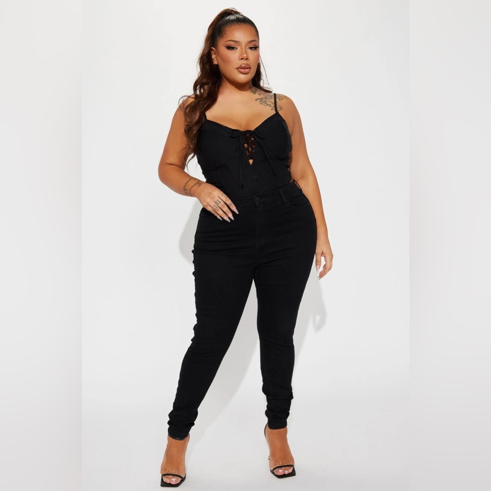 Black Skinny Jeans
